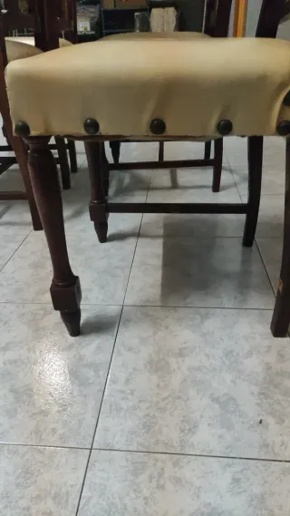 Silla de madera