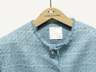 Chaqueta tweed celeste botón joya Mango 3 XL