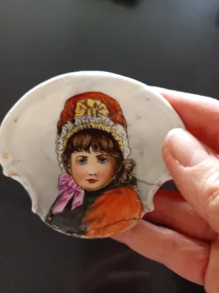 Bandejita antigua de porcelana