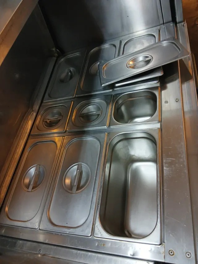 Bajo mostrador refrigerado