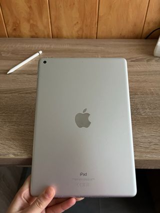 iPad 9ª Gen 64GB Plata con apple pencil