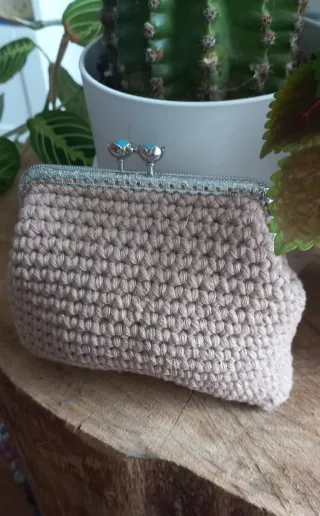 Monedero de crochet 16x11cm