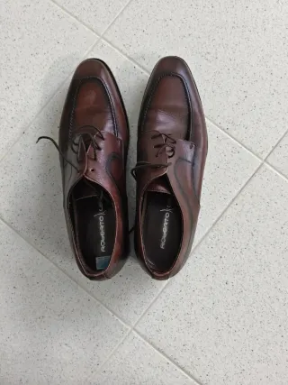 Zapatos de piel Roberto marrones