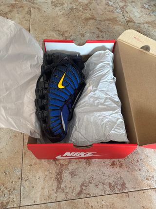 Zapatillas Nike Shox R4 Azul y Negro