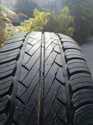 Rueda de repuesto coche