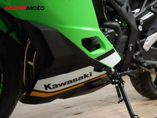 KAWASAKI NINJA ZX 4RR