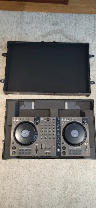 Pioneer DDJ-FLX6 + Flycase Negro