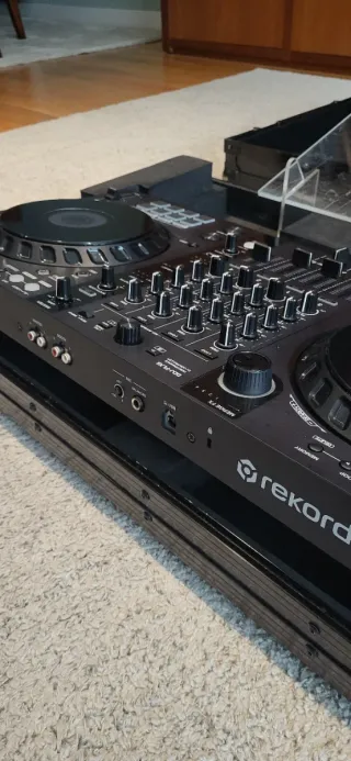 Pioneer DDJ-FLX6 + Flycase Negro