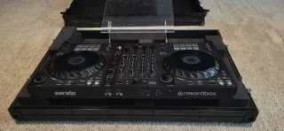 Pioneer DDJ-FLX6 + Flycase Negro