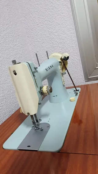 Máquina de coser SIGMA