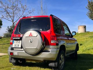 Mitsubishi Montero 2000