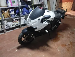 Hyosung GTR 125
