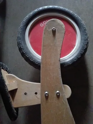 Bicicleta de madera GOUIA