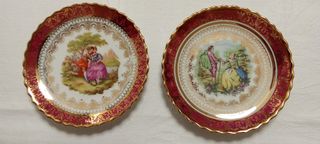 Piatti decorativi in porcellana antichi