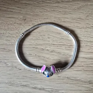 Pulsera Stitch de plata.