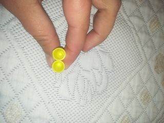 2 Copos Amarelos para Casa de Bonecas