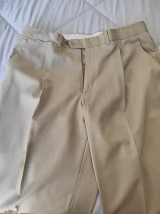 Traje de chaqueta beige