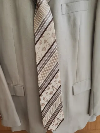 Traje de chaqueta beige