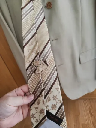 Traje de chaqueta beige