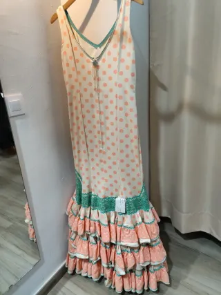 Vestido de flamenca con lunares