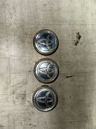 3 Tappi coprimozzo Toyota