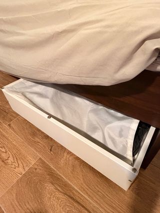 Cama 160 +2 mesitas de noche IKEA(Regalo Armario)