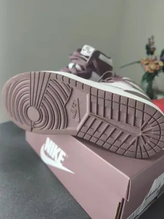 Nike Jordan 1 High OG Mauve