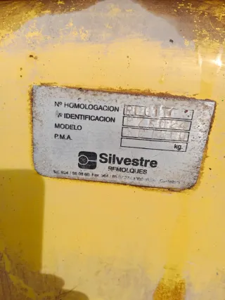 Cuba de fumigar con remolque