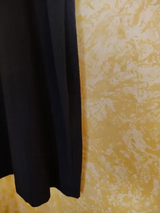 Vestido negro de entretiempo