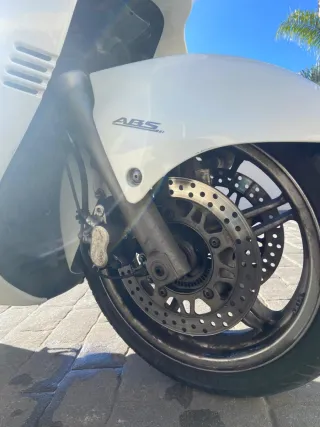 Suzuki Burgman 650cc Maxiscooter