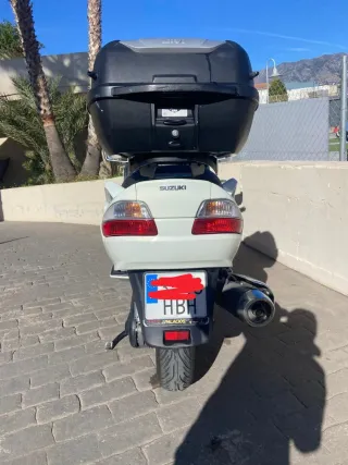 Suzuki Burgman 650cc Maxiscooter