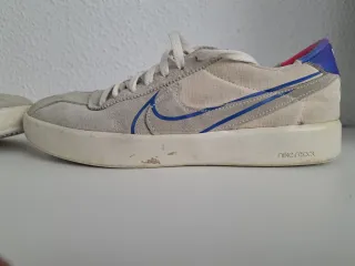 Zapatillas Nike Beige y Azul