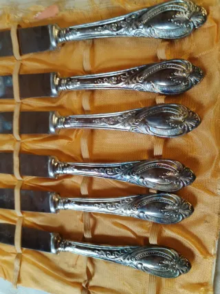 Coltelli da tavola in argento 800