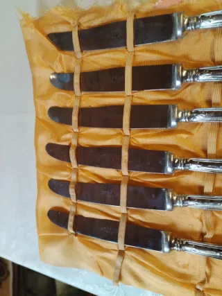 Coltelli da tavola in argento 800