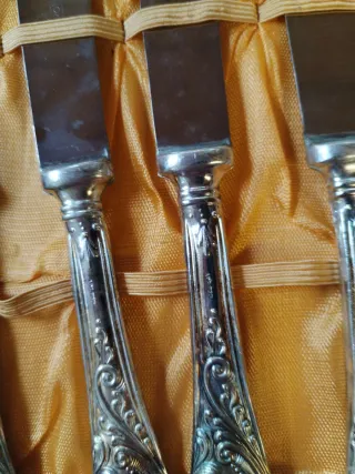 Coltelli da tavola in argento 800