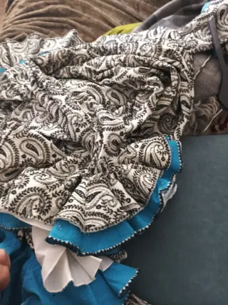 Traje de flamenca  volantes , de lozano villa t 46