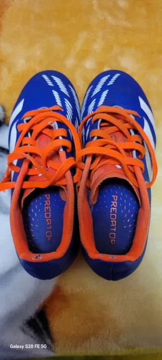 Scarpe da calcio Adidas per bambini Taglia 34