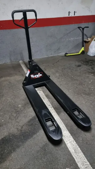 Transpaleta Cevik Pro 2500 kg