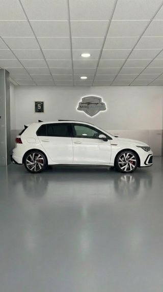 Volkswagen Golf VIII R-line