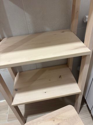 Estantería vilto Escalera Madera Ikea y taburete
