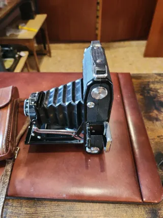 Zeiss Ikon Cámara de fuelle