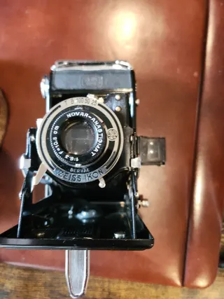 Zeiss Ikon Cámara de fuelle