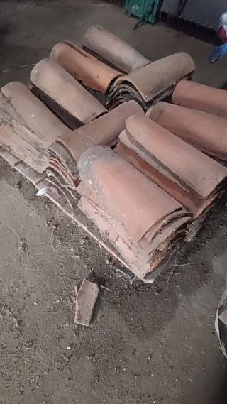 Tejas antiguas de barro
