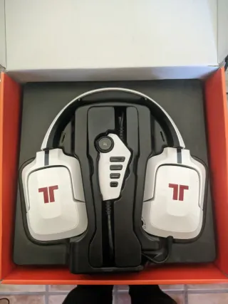 Auriculares Tritton Pro+ 5.1 Surround
