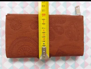 Cartera Desigual Marrón con Diseño