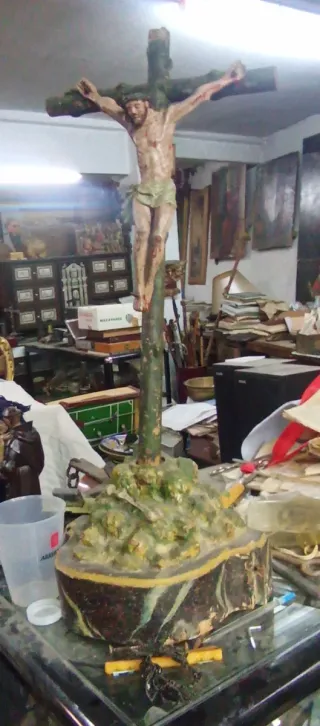 Antigüedades de todo tipo. Religiosas. Siglos atra