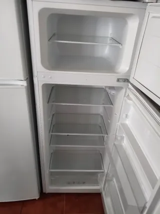 Nevera 2 puertas 143x55 cm