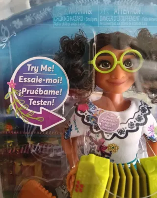 Muñeca Mirabel Disney Encanto Canta y Toca