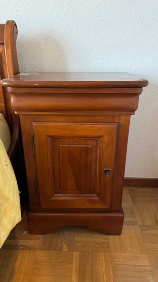 Cama 150x190 y mesillas estilo provenzal