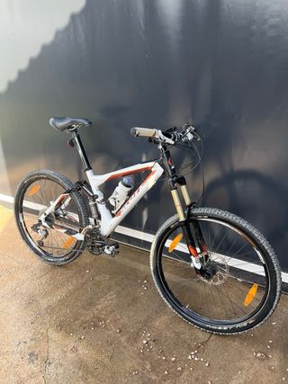 Bicicleta doble suspensión Scott Genius